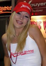 Leah Luv: 